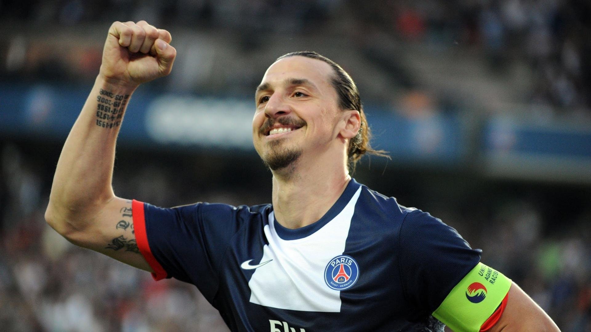 体育mk-决赛门票一售而空,城市陷入狂欢氛围,决赛流程